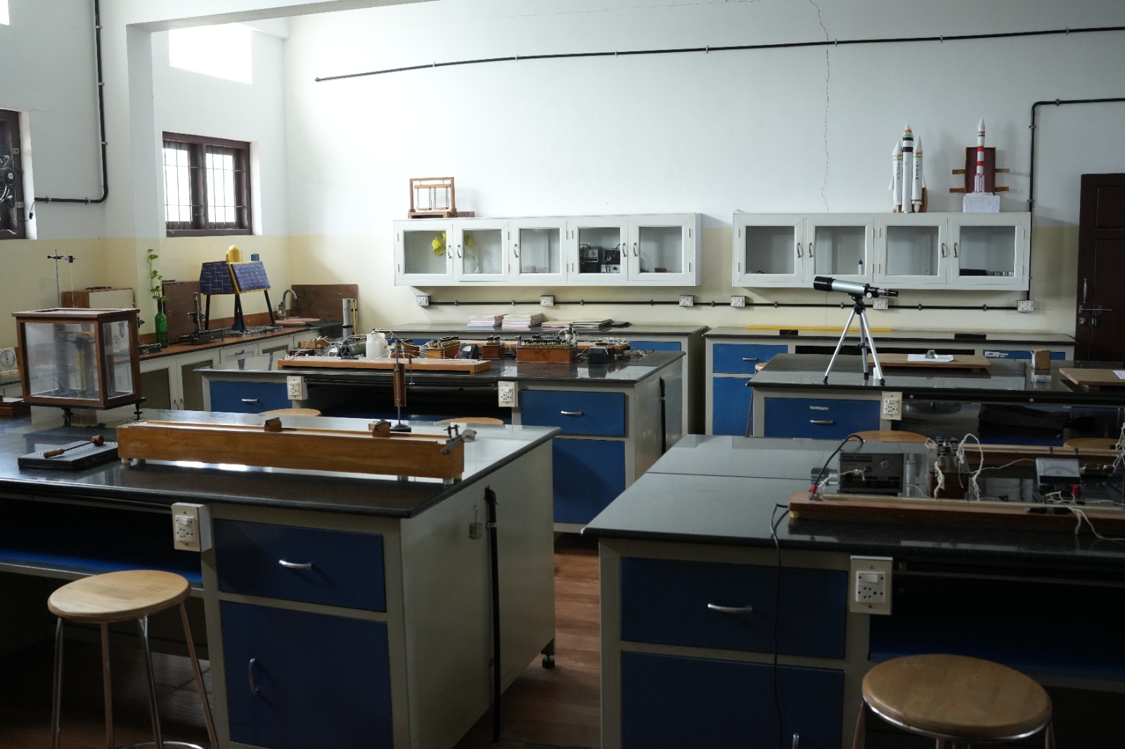 Physics Lab photo 2